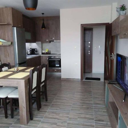 Nev Apart New Velingrad Kültér fotó
